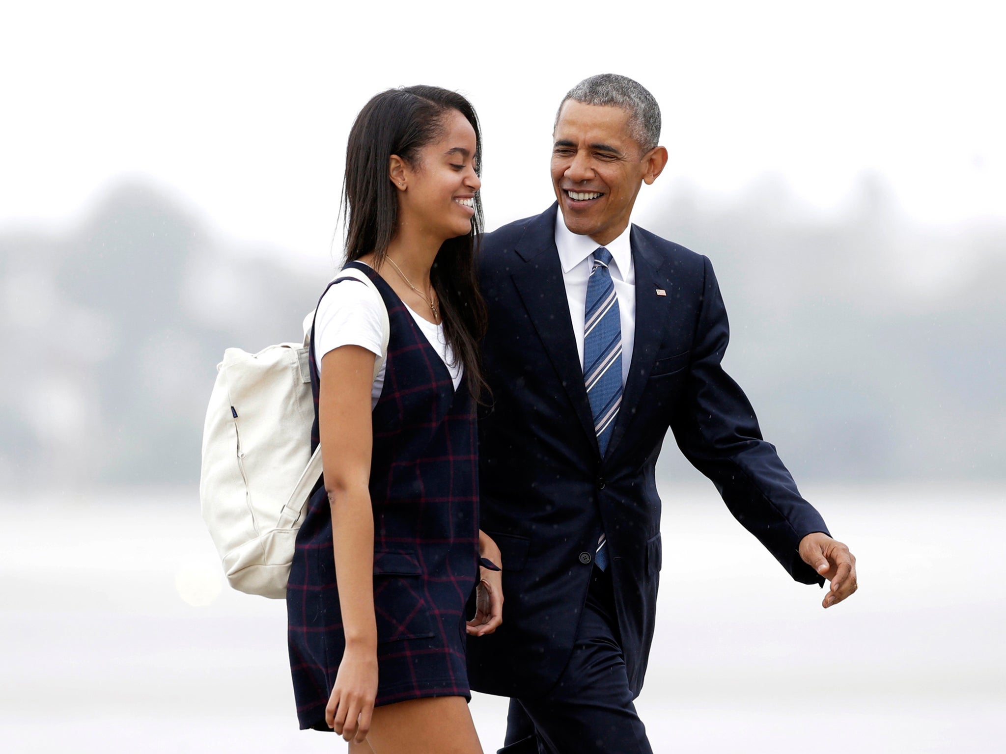 obama daughters at school