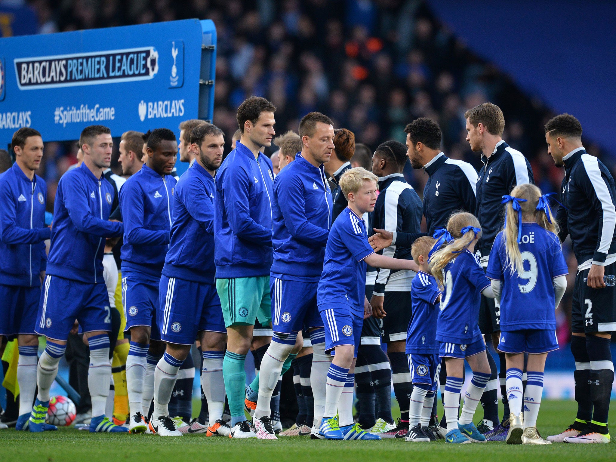 The Tottenham and Chelsea players just before kick off