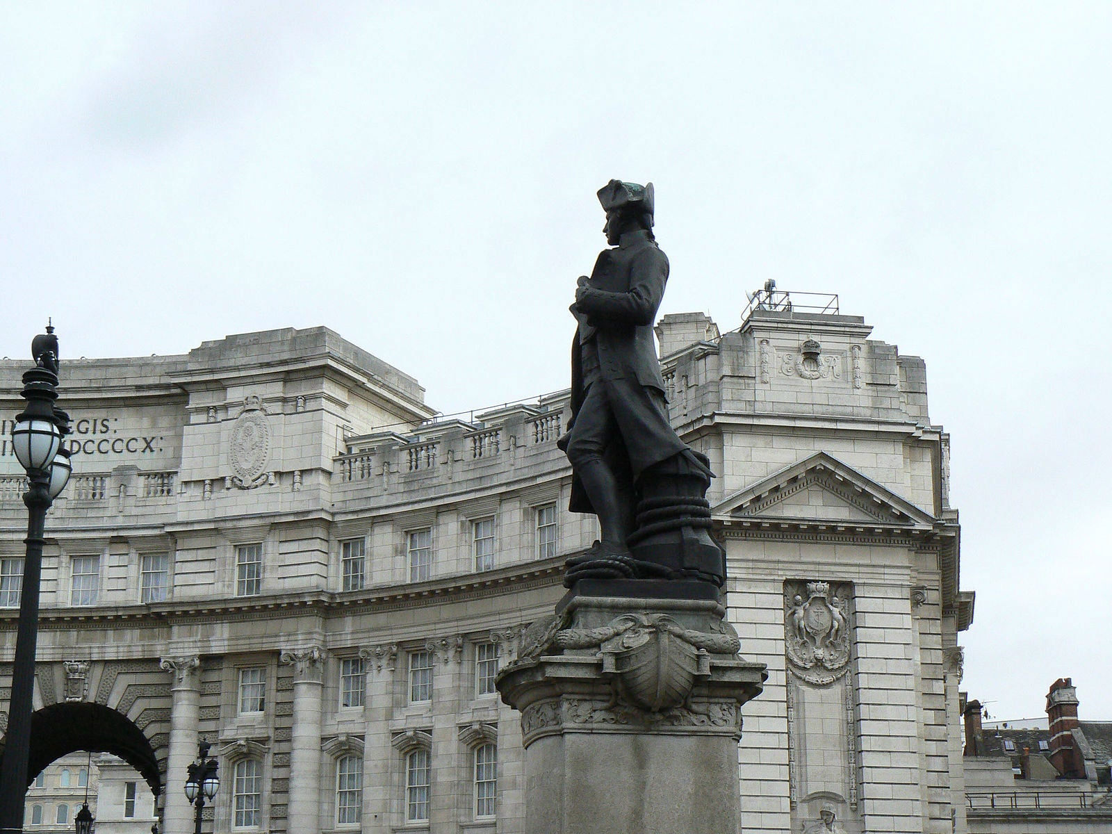 The statue of Cook at London's Admiralty Arch