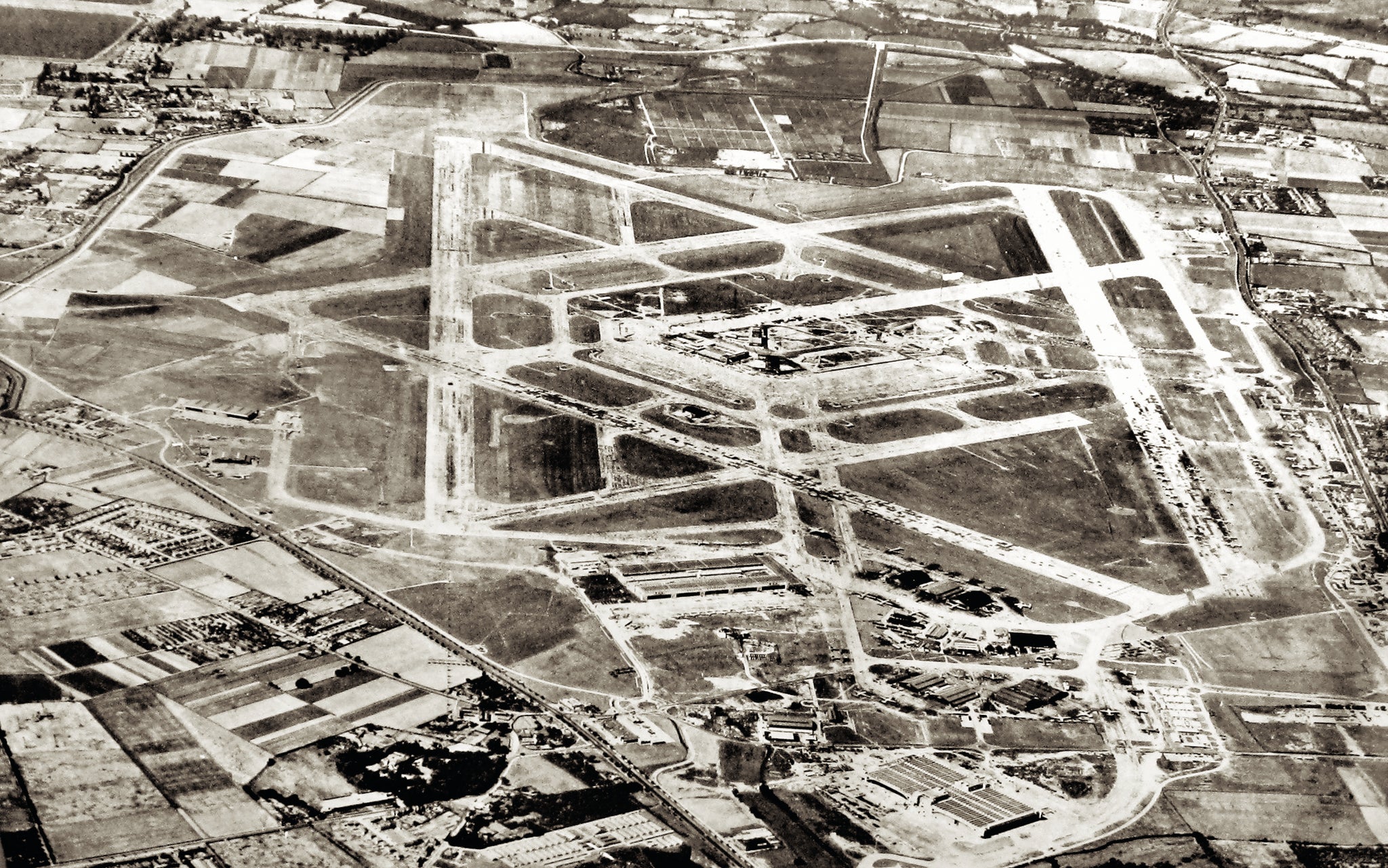 An aerial view of the airport in 1949