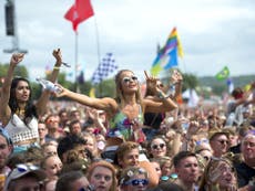 Michael Eavis urges Glastonbury festival revellers to vote in the EU referendum