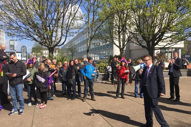 Karl Turner addressed staff at a UCU strike over pay on Tuesday