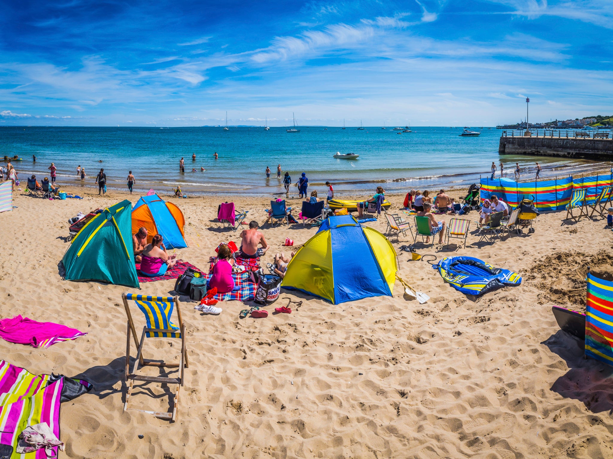 Uk Weather Temperatures Continue To Rise As Britain Is Forecast To Be