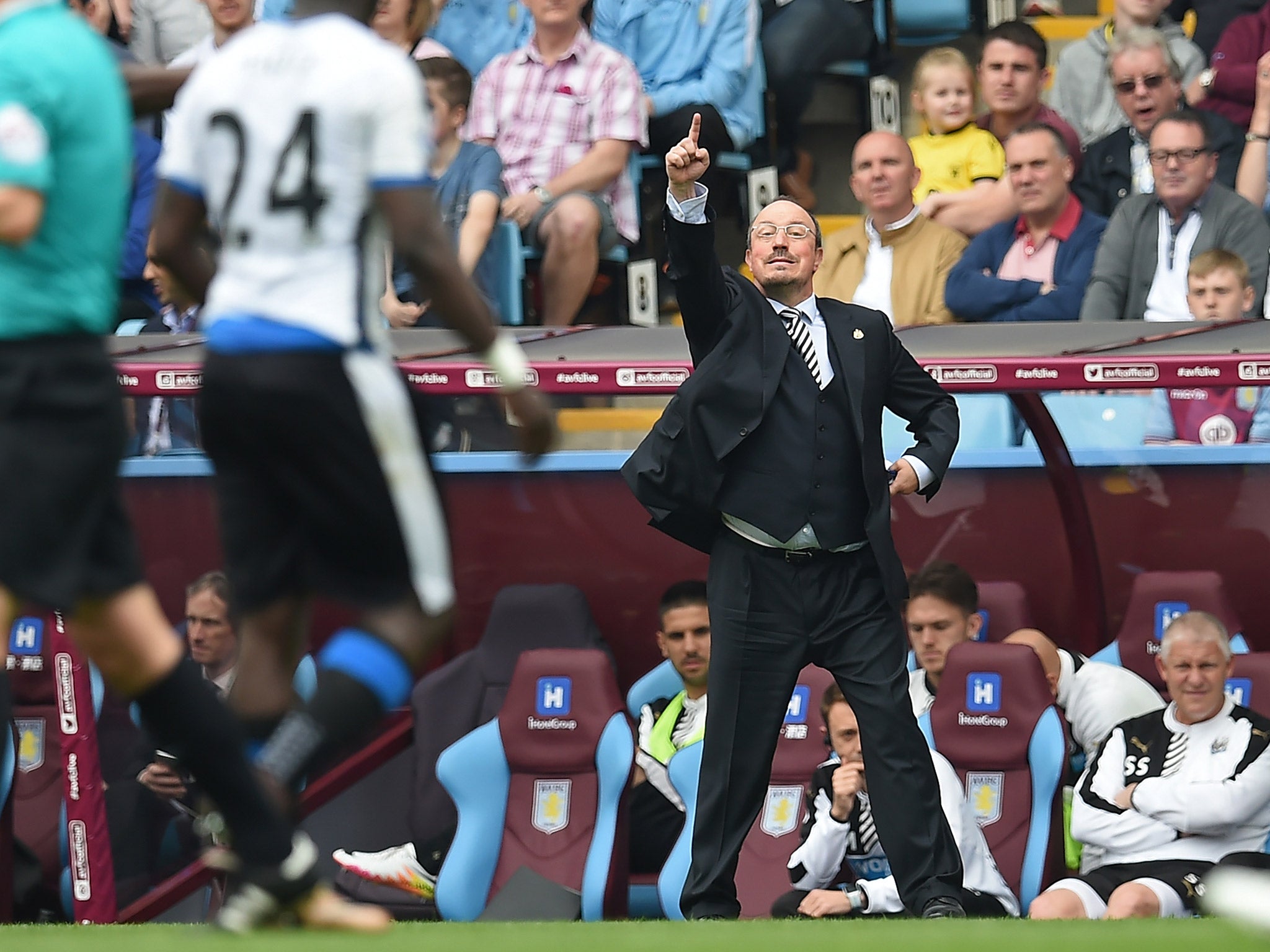 Rafa Benitez instructs his side during the 0-0 draw with Aston Villa