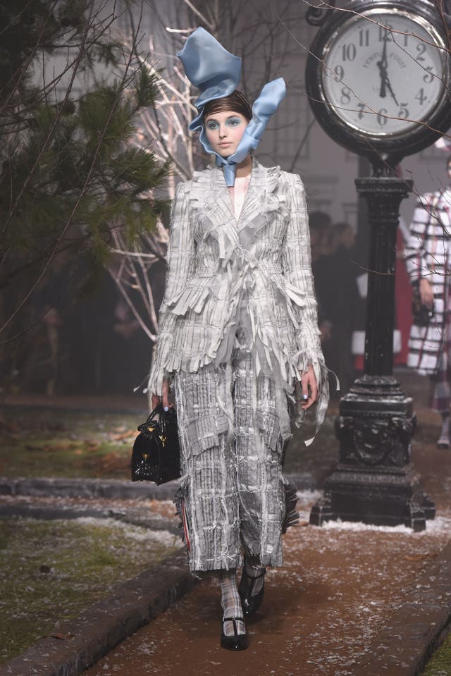 Shades of Dorothy Gale - Marc Jacobs autumn/winter 2016 (Getty)
