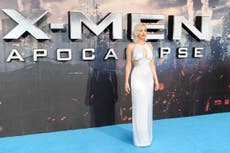 Jennifer Lawrence 'held in airport' for lying about work visa
