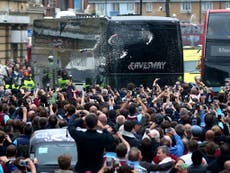 Read more

Sullivan apologises to Man Utd for West Ham fans attacking team bus