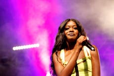 Read more

Azealia Banks apologises to everyone who 'took offence' to her tweets