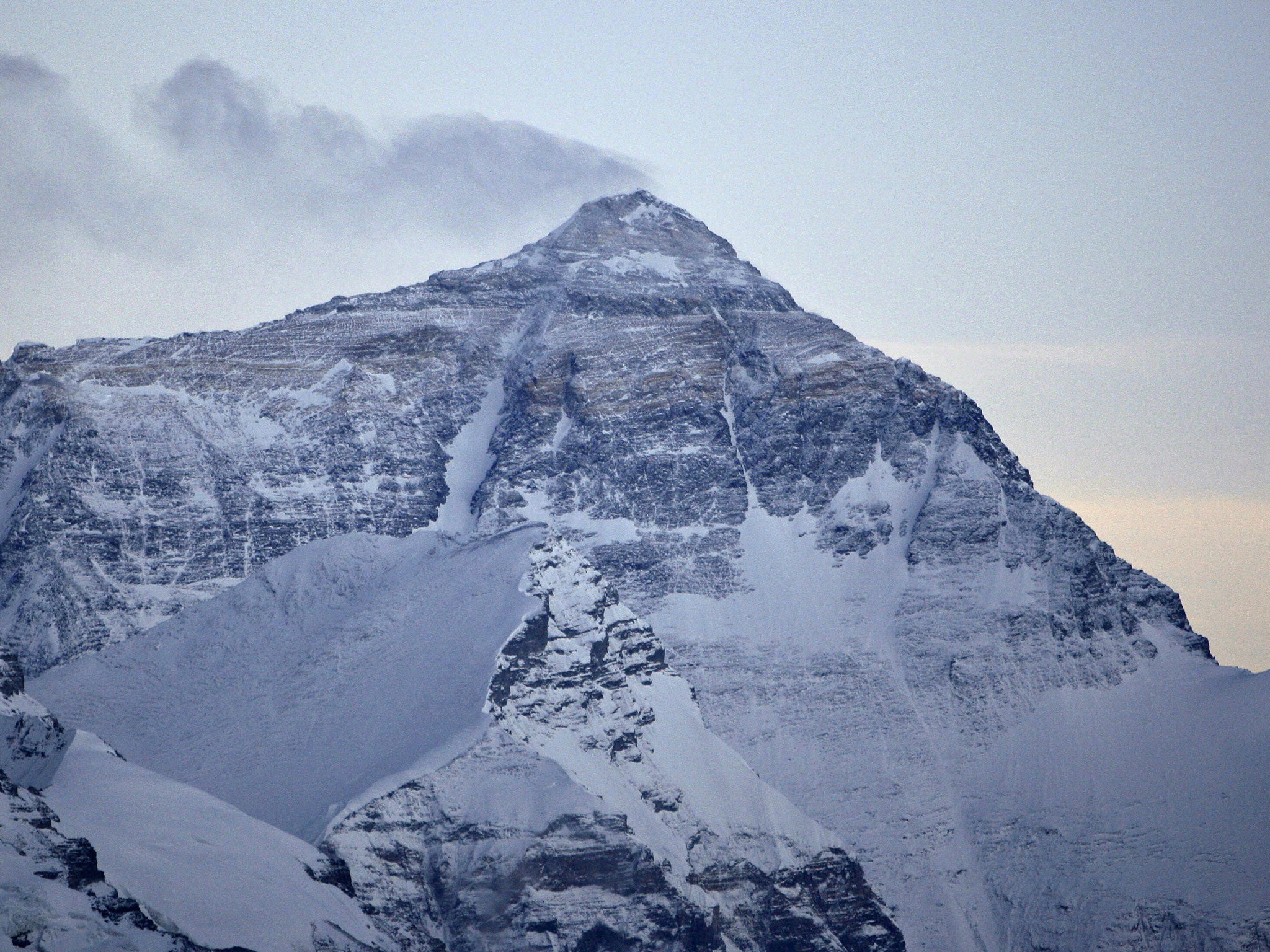 The nine-person team reached the summit of Mont Everest on Wednesday