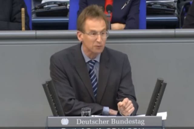 Detlef Seif reciting the controversial poem in the Bundestag