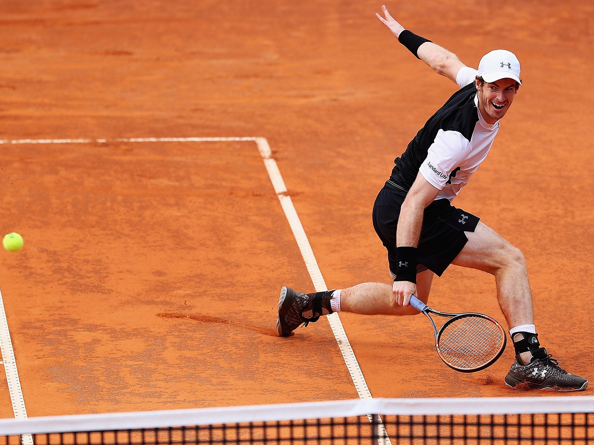 Andy Murray in action during his victory over David Goffin