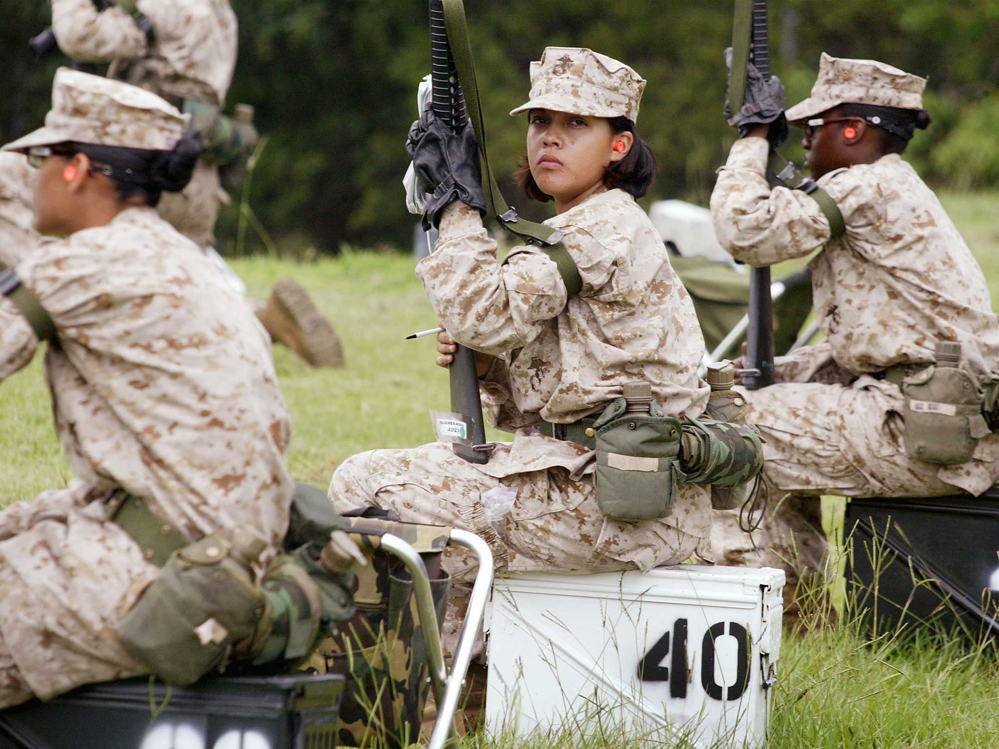 Women training to become US marines
