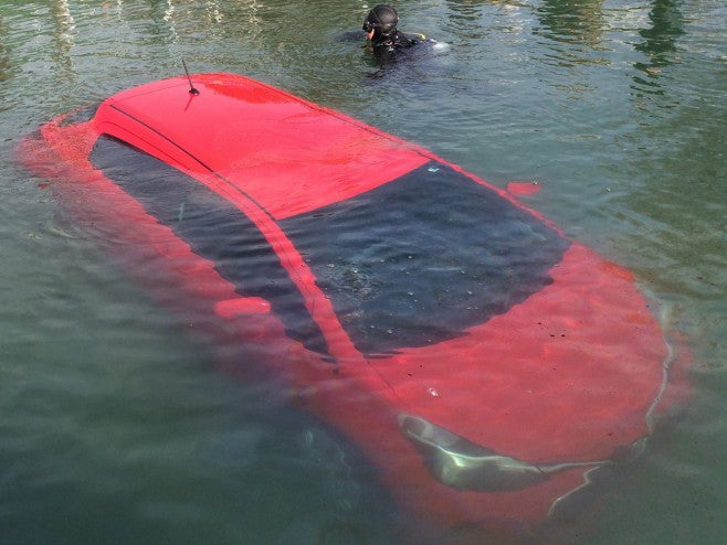 The car submerged in Little Tub Harbour