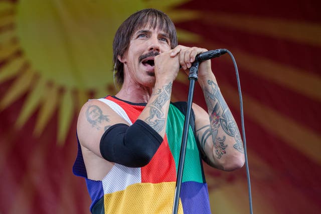 Red Hot Chili Peppers Cancel Gig After Anthony Kiedis Is Admitted To Hospital The Independent The Independent