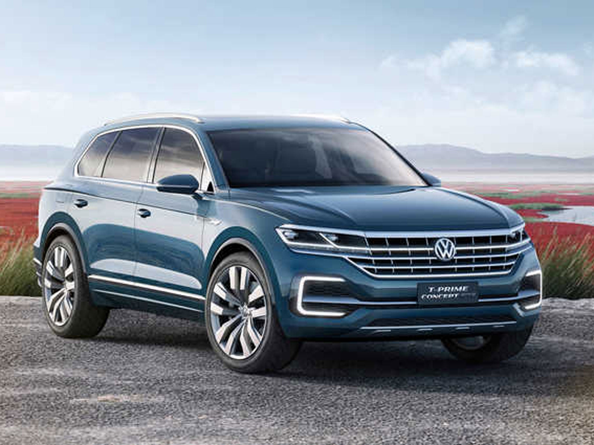 VW claims that because of hybrid power delivery, even this large SUV should be able to manage 104.6mpg
