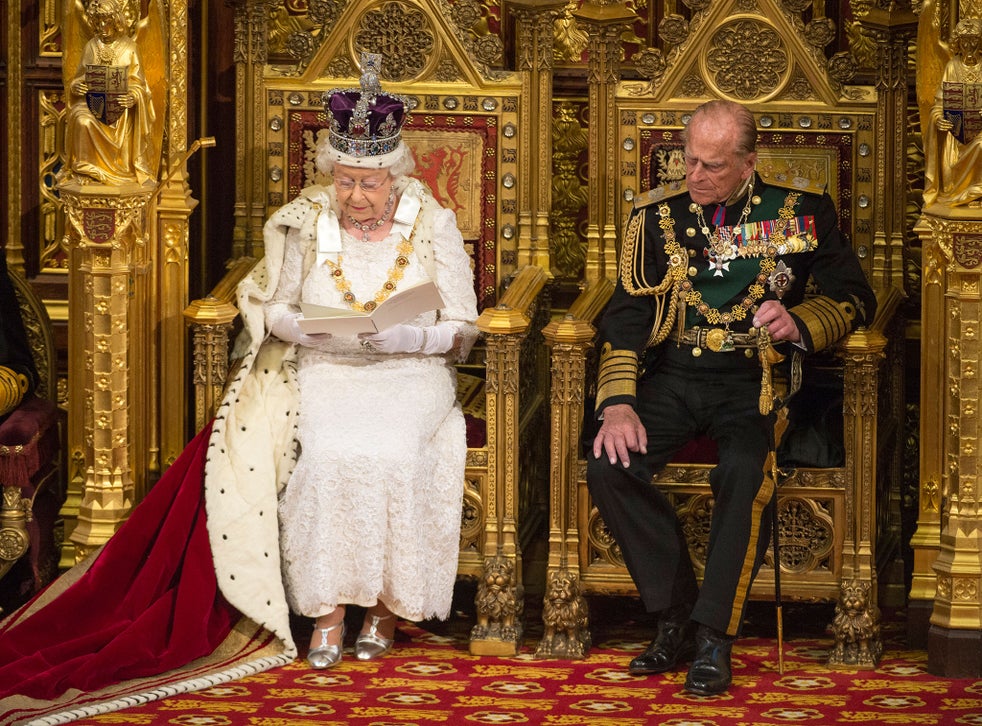 Queen S Speech 2016 Six Antiquated Customs Of The Monarch S Address To Parliament The Independent The Independent