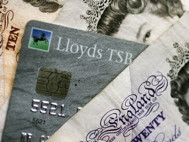 In 2014, the volume of non-cash payments overtook total cash payments for the first time