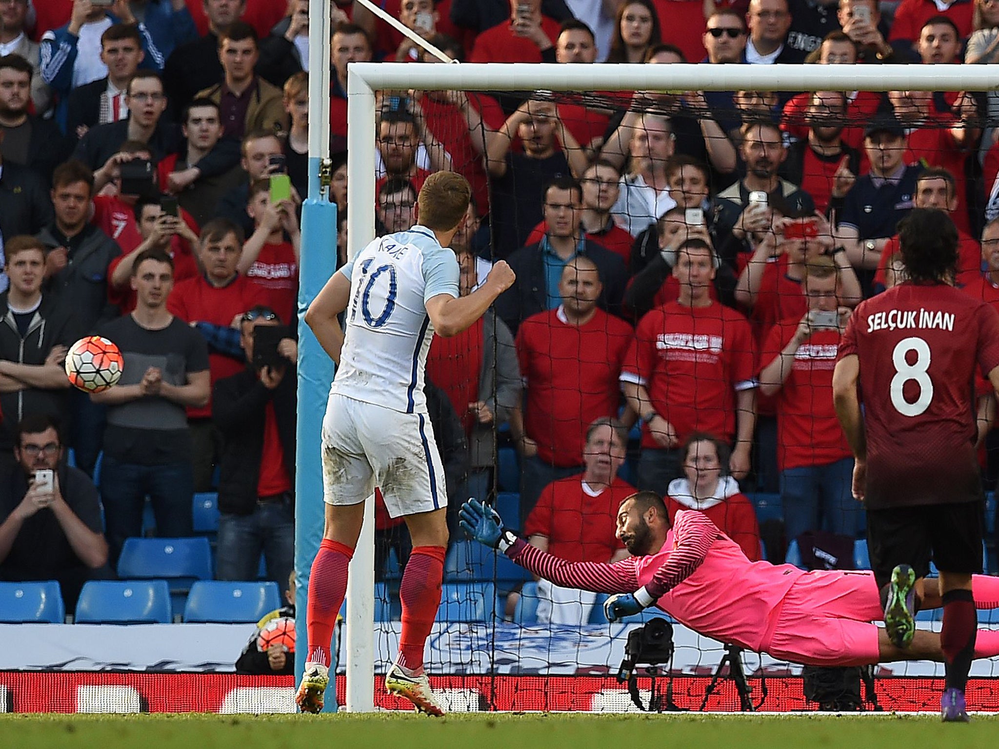 Kane struck the post with a second-half penalty