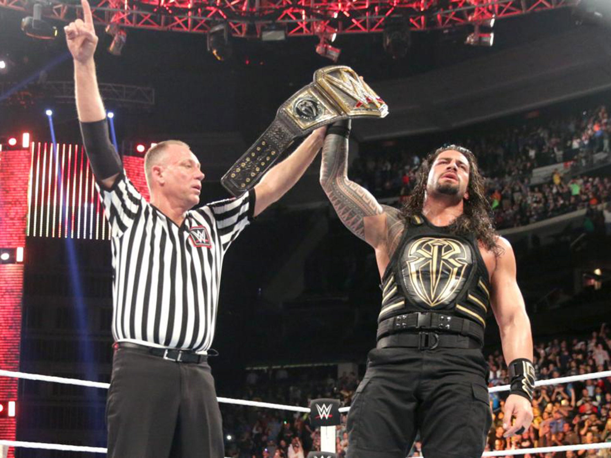 WWE champion Roman Reigns