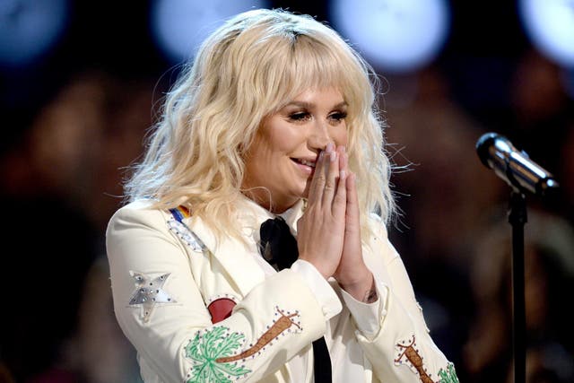 Kesha performs at the Billboard awards