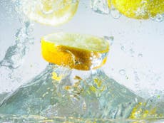 Do Instagram's lemon-infused water 'detox drinks' actually burn fat?