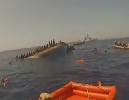 Video shows the moment boat carrying asylum seekers capsizes in Mediterranean