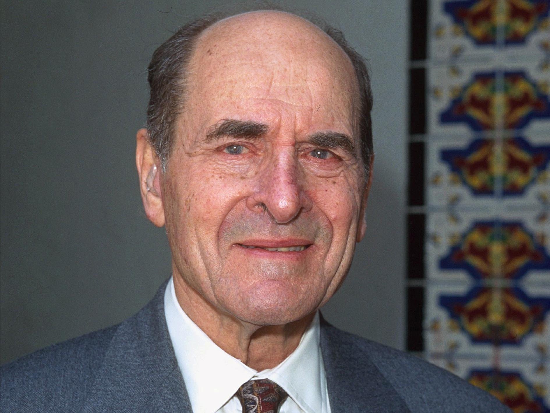 Dr Henry Heimlich pictured at age 80 Rex Features