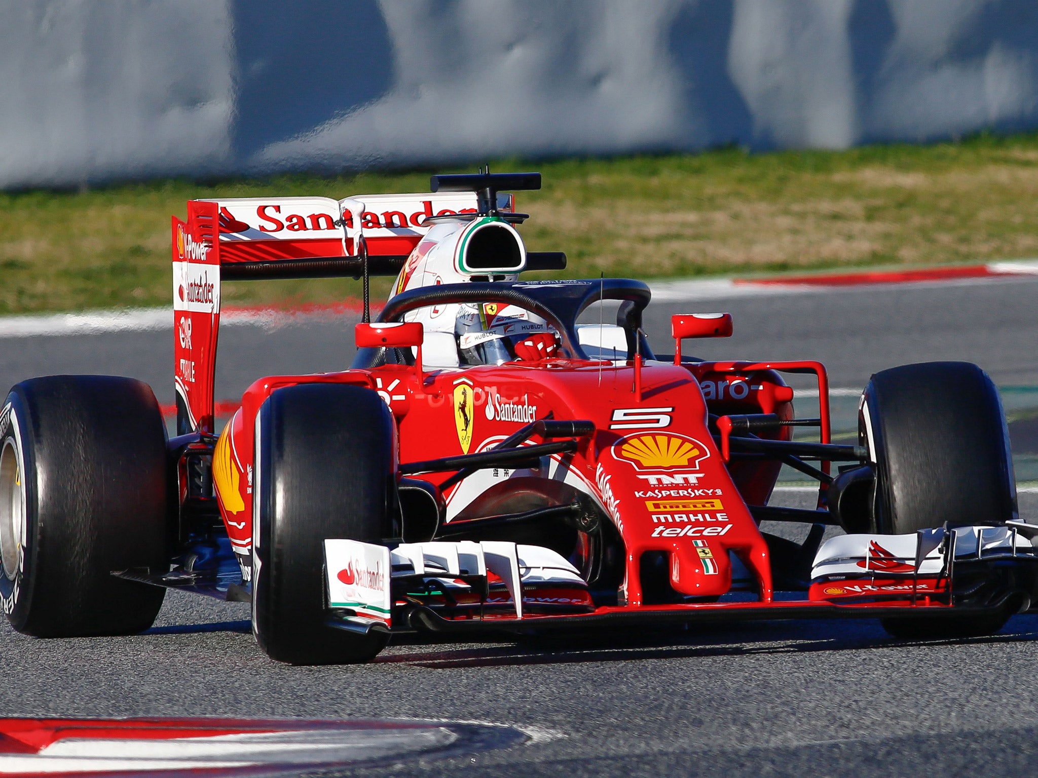 Both Kimi Raikkonen and Sebastian Vettel tested the Halo device in pre-season