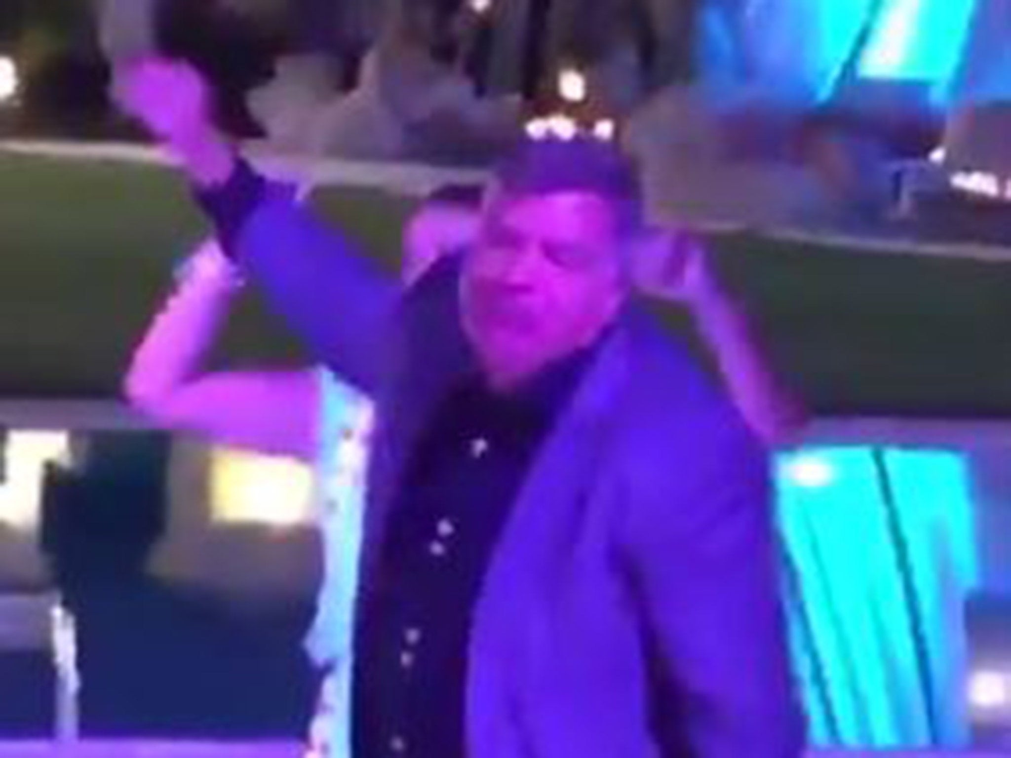 Sunderland manager Sam Allardyce dances on holiday in Marbella