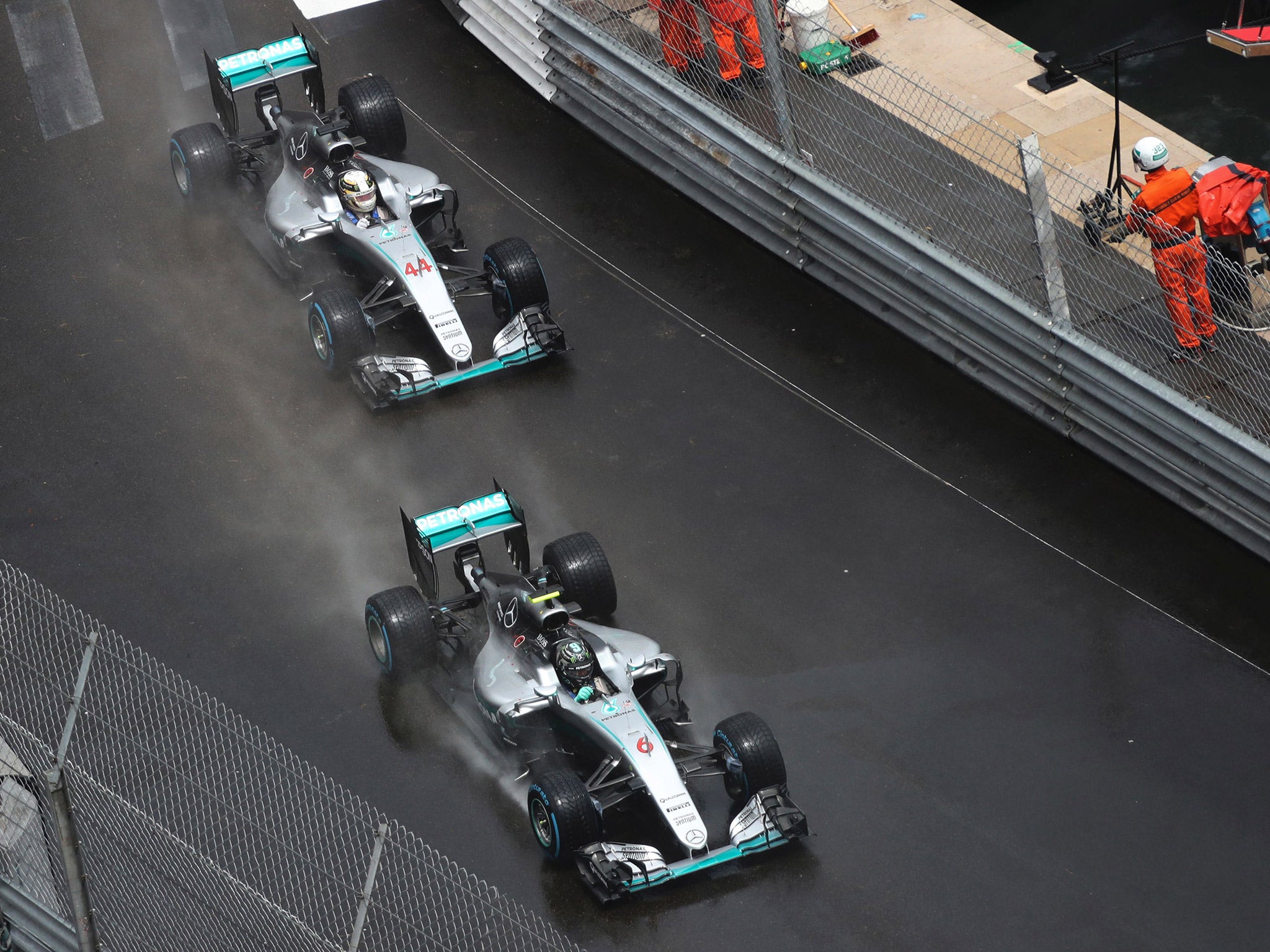 Nico Rosberg held up Lewis Hamilton from the start after suffering a brake issue