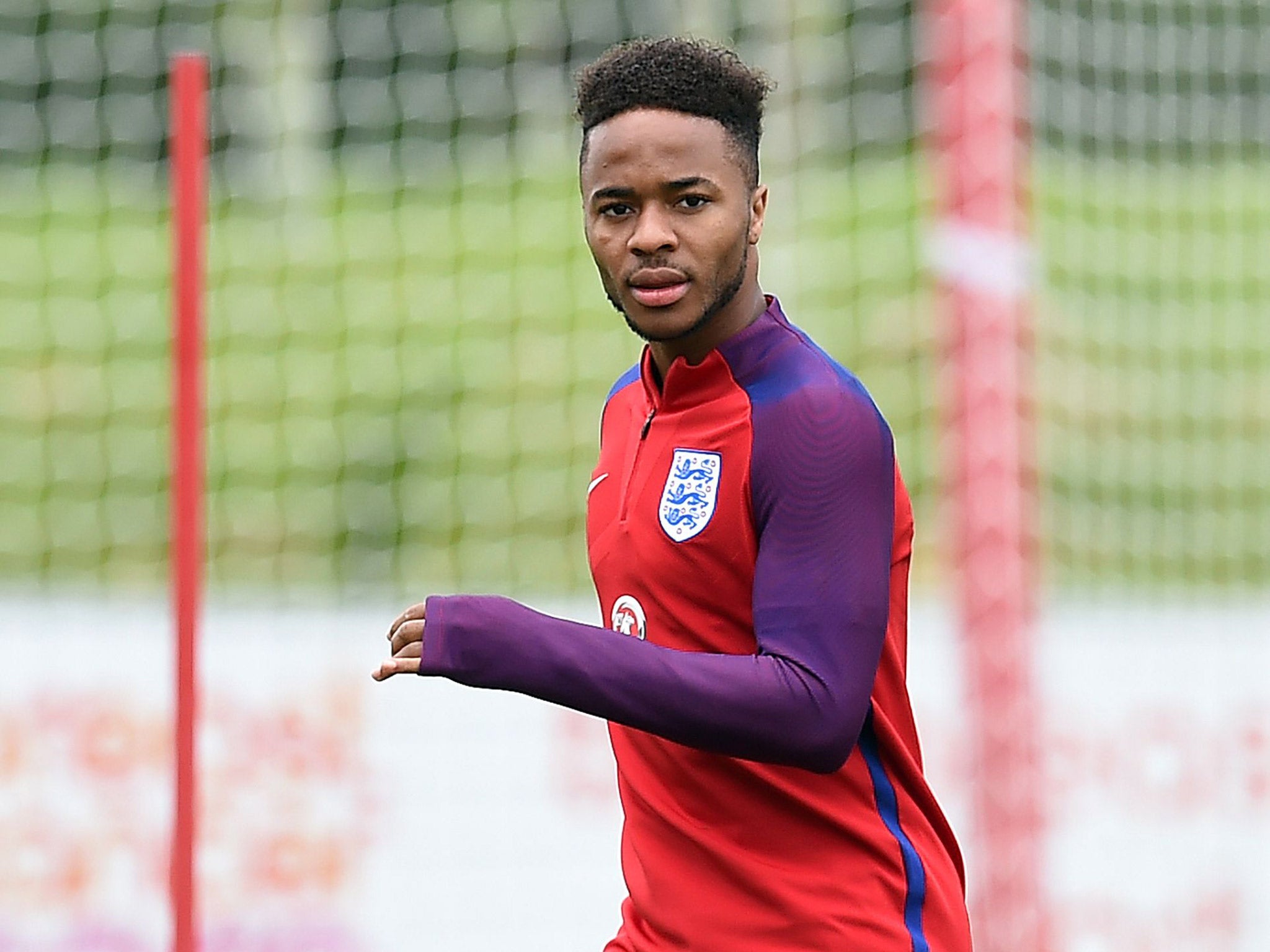 Raheem Sterling has linked up with Dr Steve Peters since joining the England squad