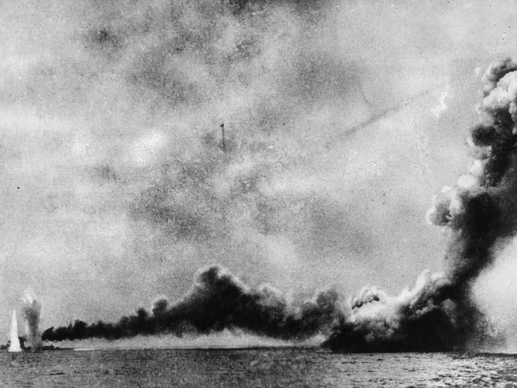 HMS 'Lion' is shelled and HMS 'Queen Mary' is blown up by German shells during the Battle of Jutland on 31 May 1916