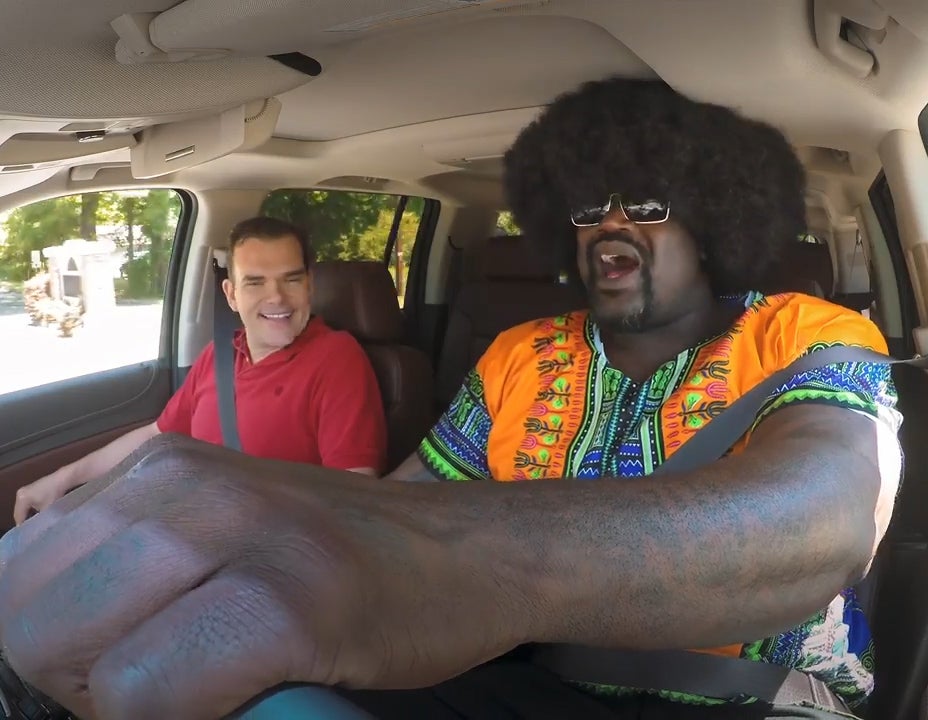 Shaquille O'Neal raps and sings with passengers as undercover Lyft driver