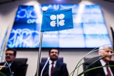 OPEC keeps status quo after failing to agree on output cap