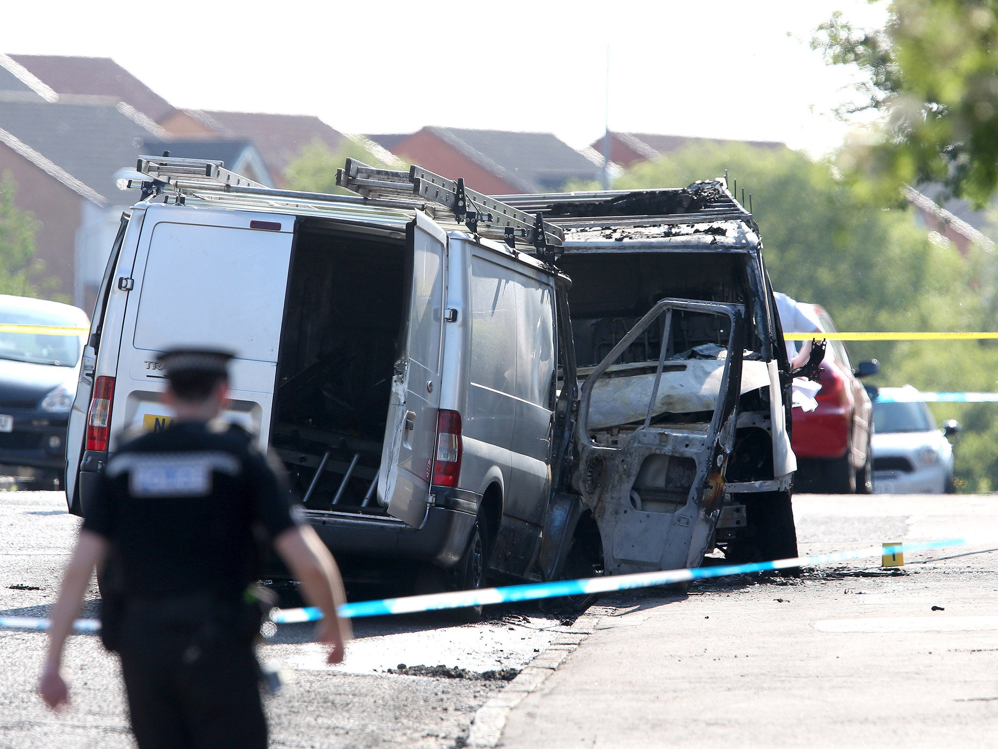 Police were called to the incident in Glasgow where several people were rumoured to have been shot and vehicles were set on fire
