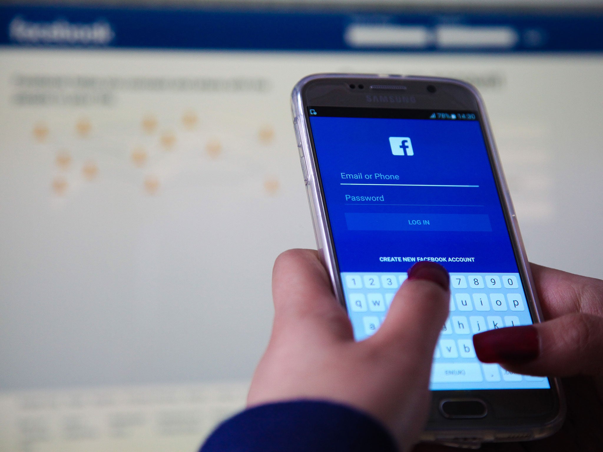 Students want access to Facebook in their workplace, more than promotions and bonuses