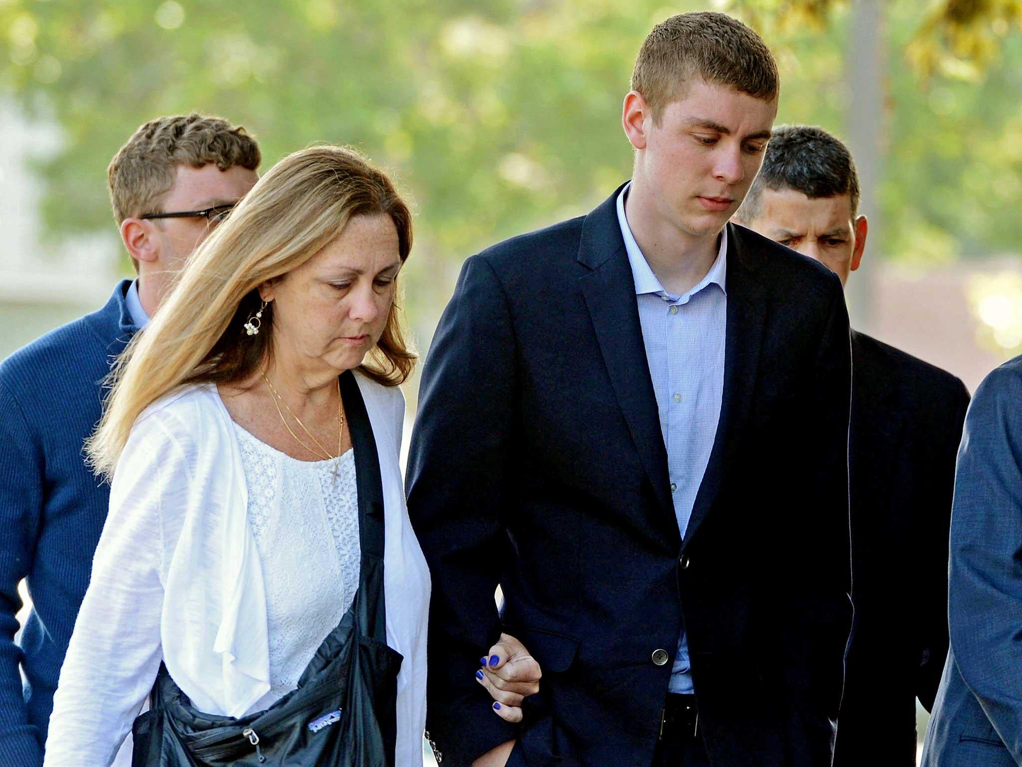 Brock Turner makes his way into the Santa Clara Superior Courthouse in Palo Alto