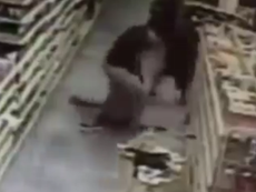Read more

Video shows mother fighting off man trying to kidnap her daughter