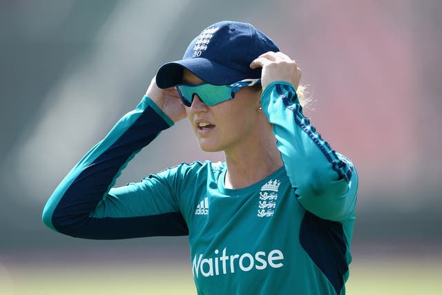 Sarah Taylor has announced that she will take an break from cricket after suffering anxiety attacks