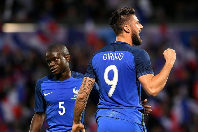 N'Golo Kante on France duty with Arsenal striker Olivier Giroud
