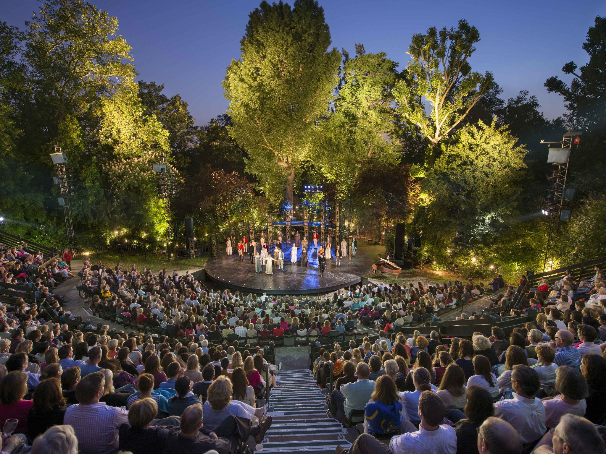 ‘Pride and Prejudice’ performed in London at Regent Park’s Park Open Air Theatre in 2013