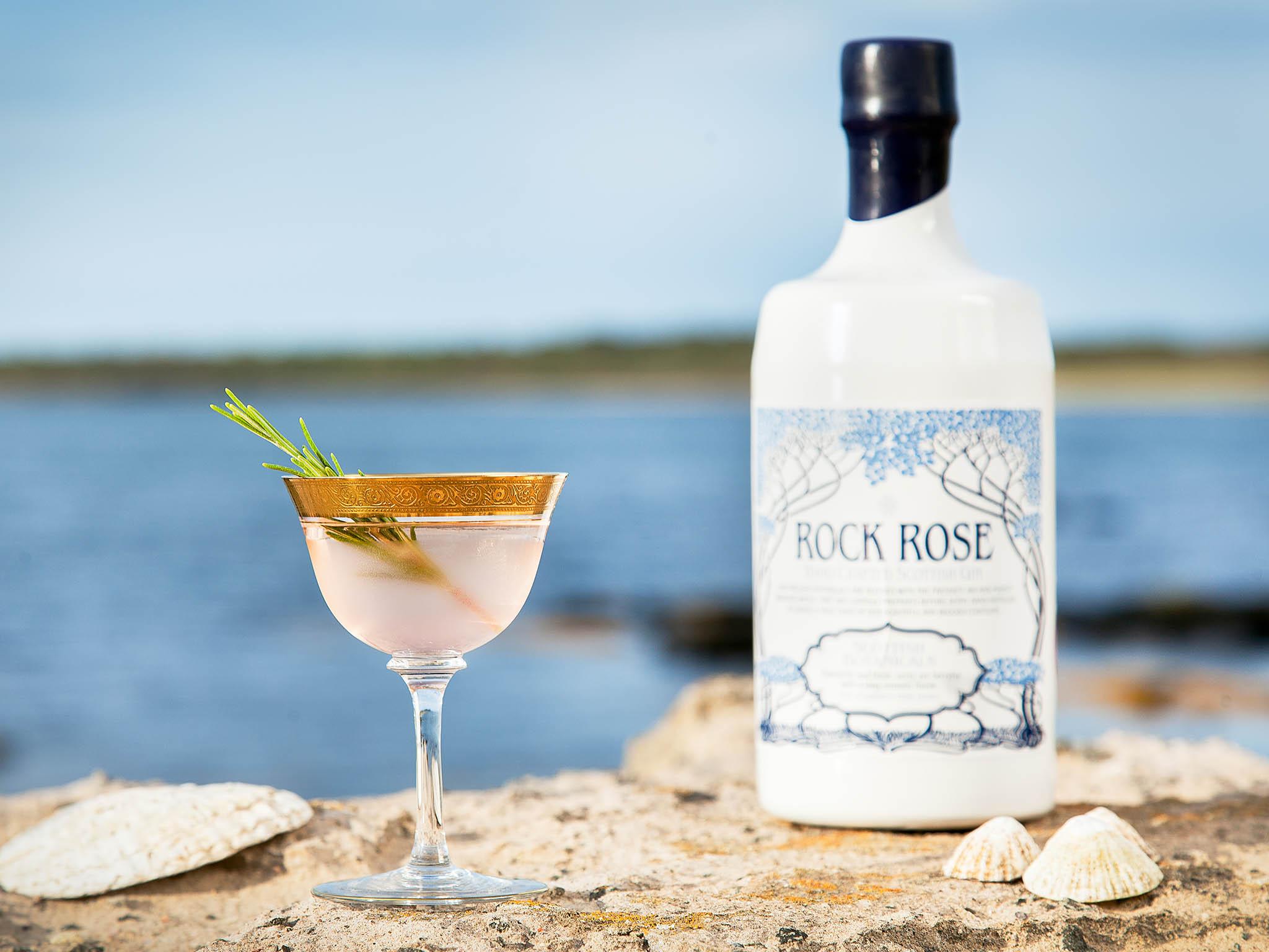 Rock rose gin