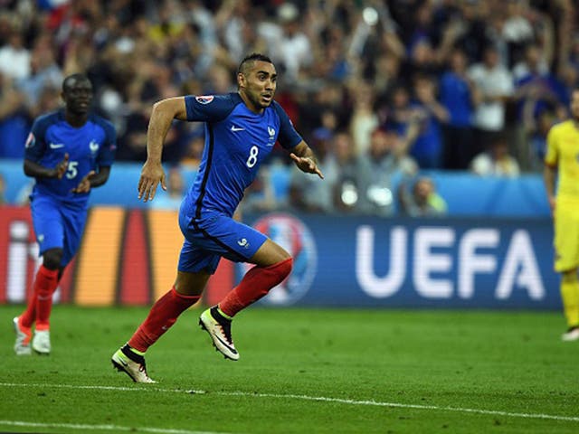 Dimitri Payet celebrates his winner