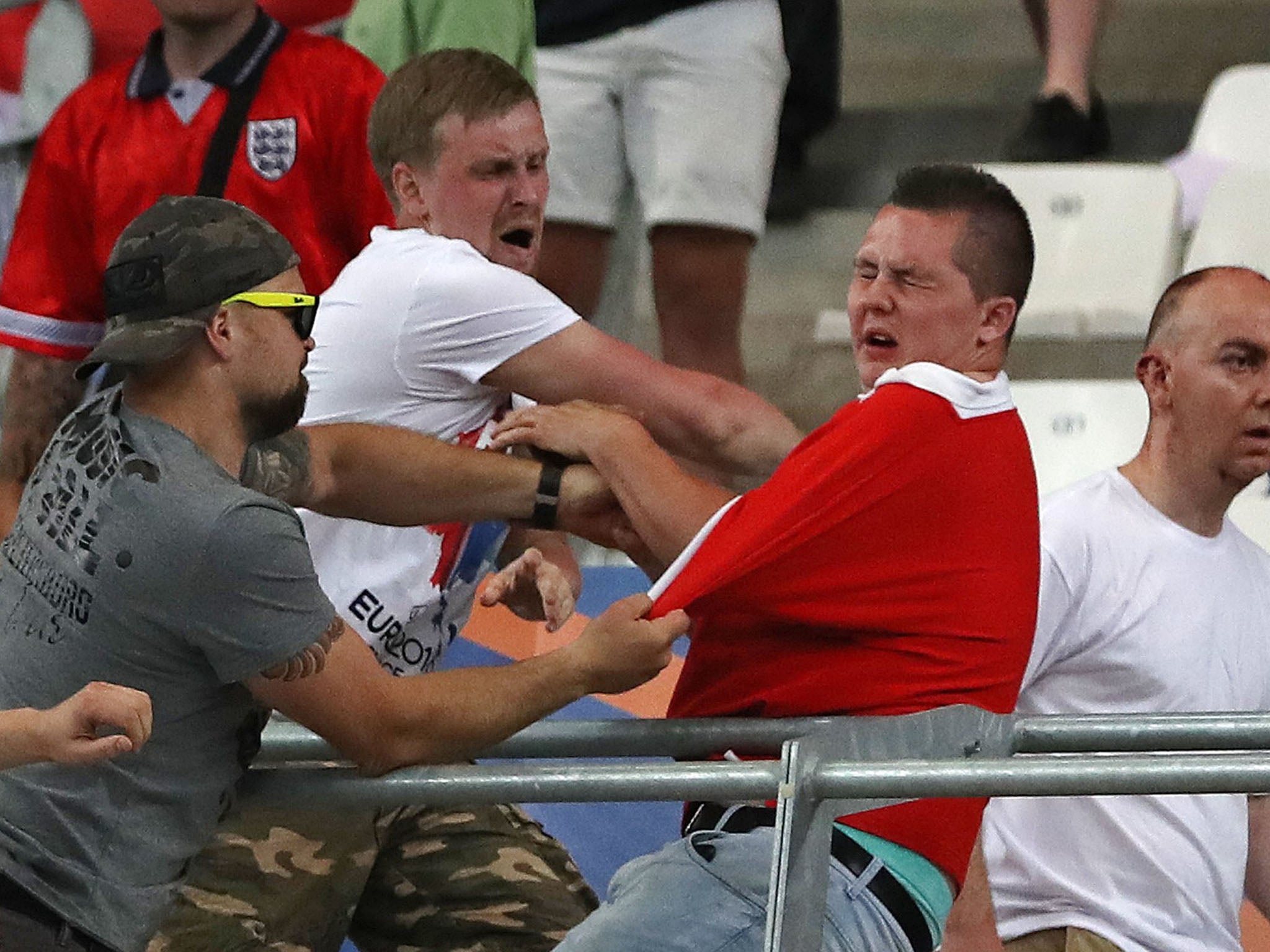 Euro 2016 Vladimir Putin Mocks Thousands Of England Fans Beaten Up