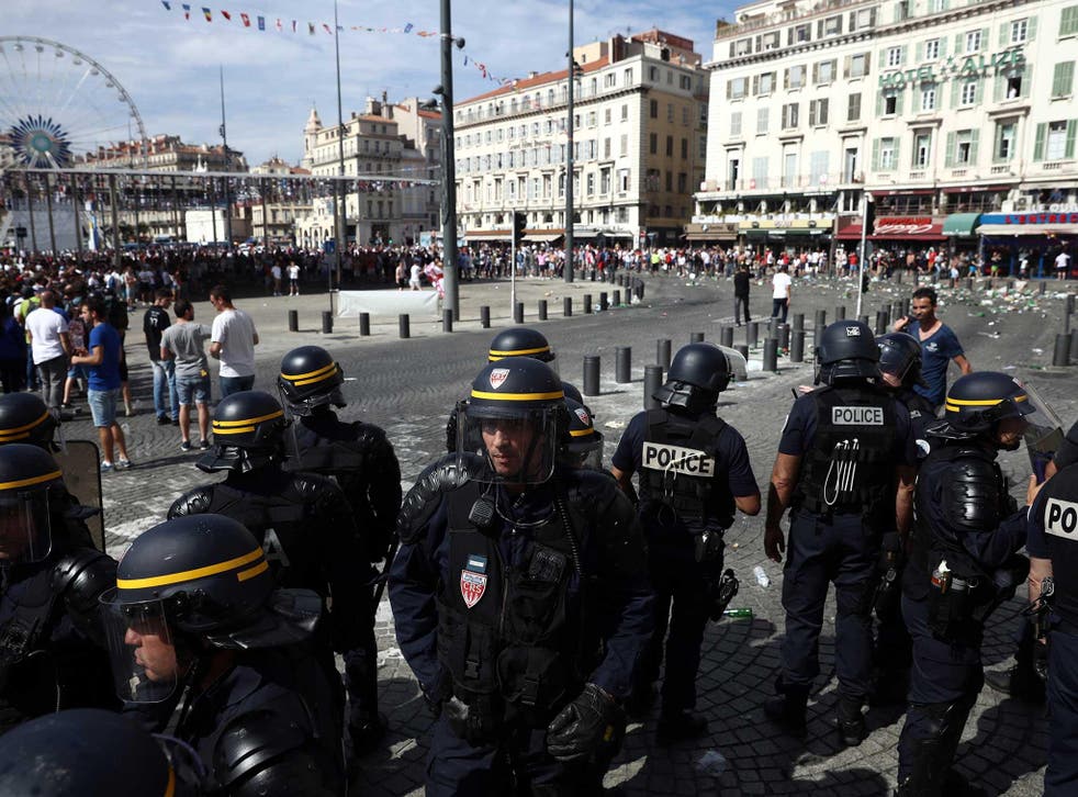French police try to control the situation in Marseille