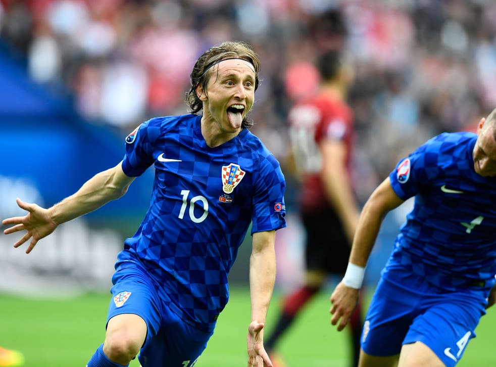 Euro 16 Luka Modric Can Drive Croatia Out From Brilliant Class Of 98 Shadow The Independent The Independent