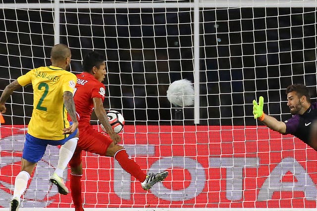 Raul Ruidiaz scores against Brazil with his hand