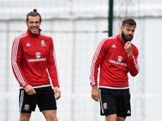 England vs Wales Euro 2016: Chris Coleman backs Gareth Bale over 'pride and passion' comments