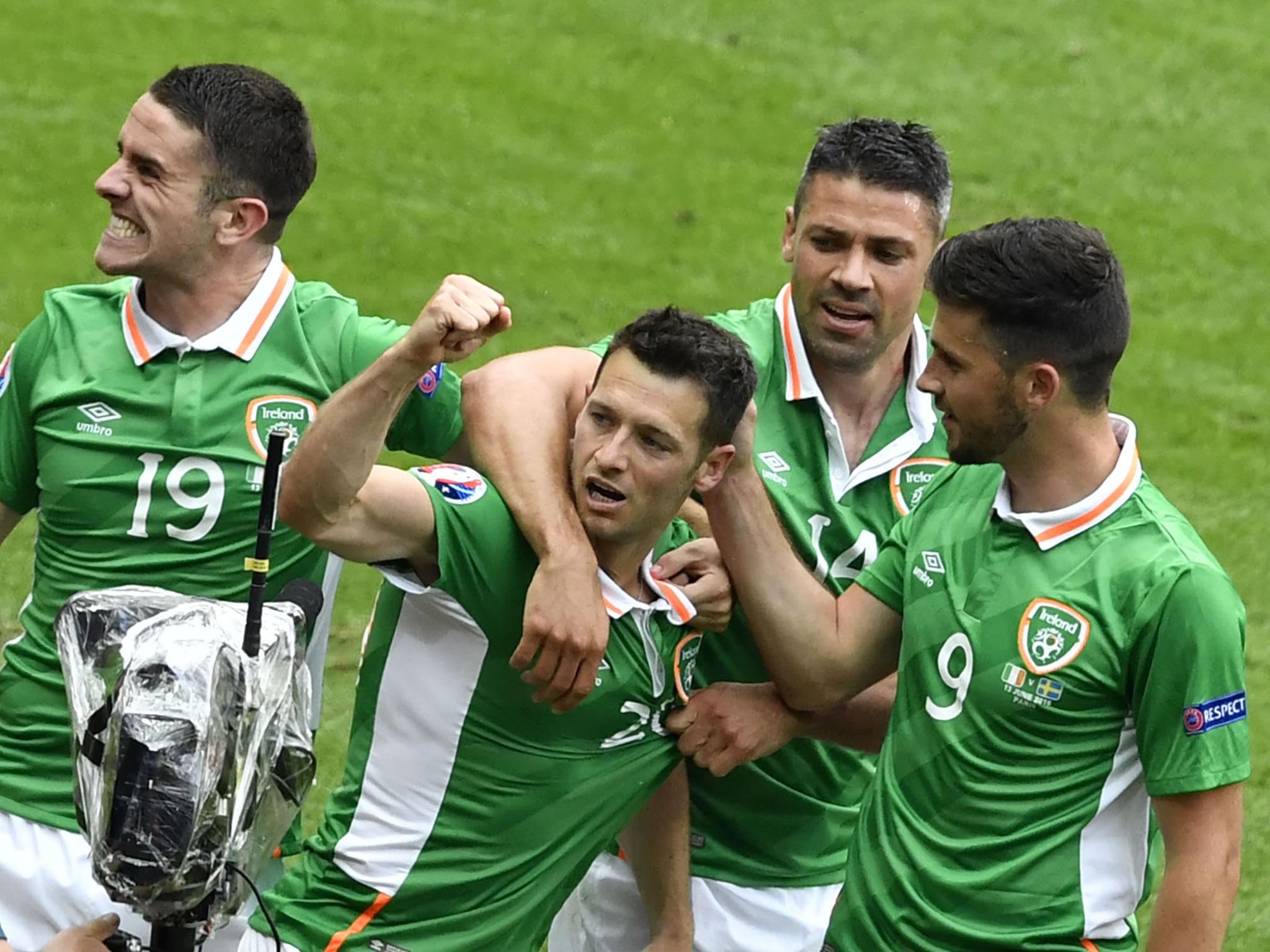 &#13;
Hoolahan celebrates scoring Ireland's opener against Sweden &#13;