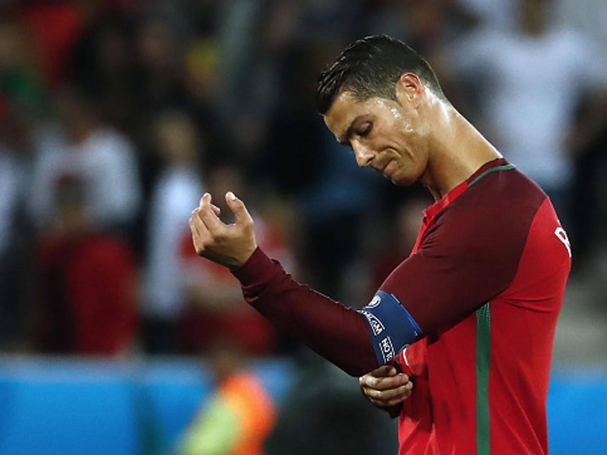 Portugal Vs Iceland Cristiano Ronaldo Left Jaded And Frustrated As Portugal Held By Minnows The Independent The Independent